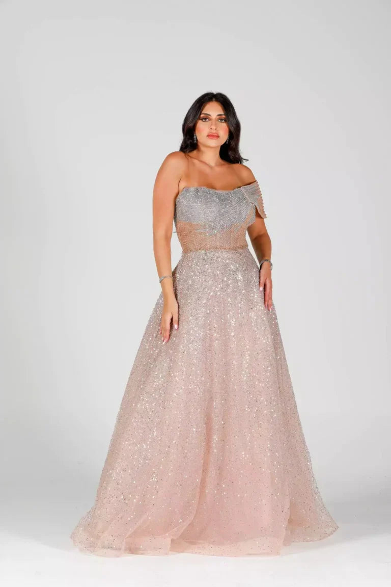 5 Ways to Accessorize Your Astra Gown for Maximum Impact